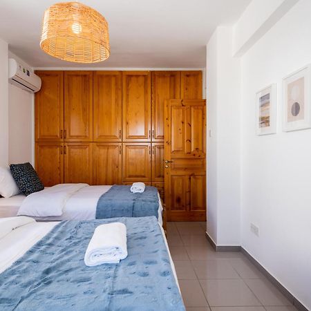Jayde 2-Bedroom Apartment In Larnaca Buitenkant foto