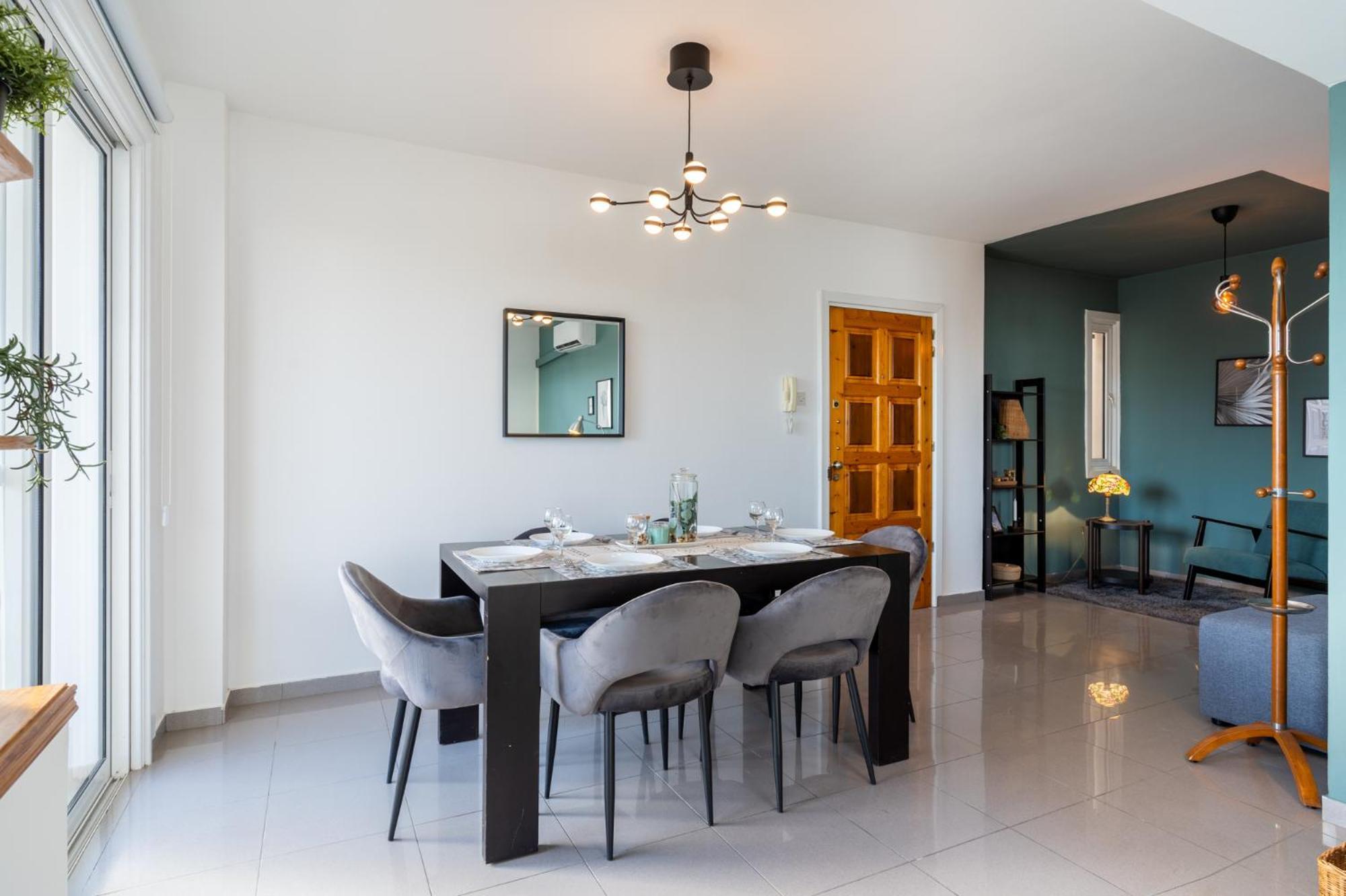 Jayde 2-Bedroom Apartment In Larnaca Buitenkant foto